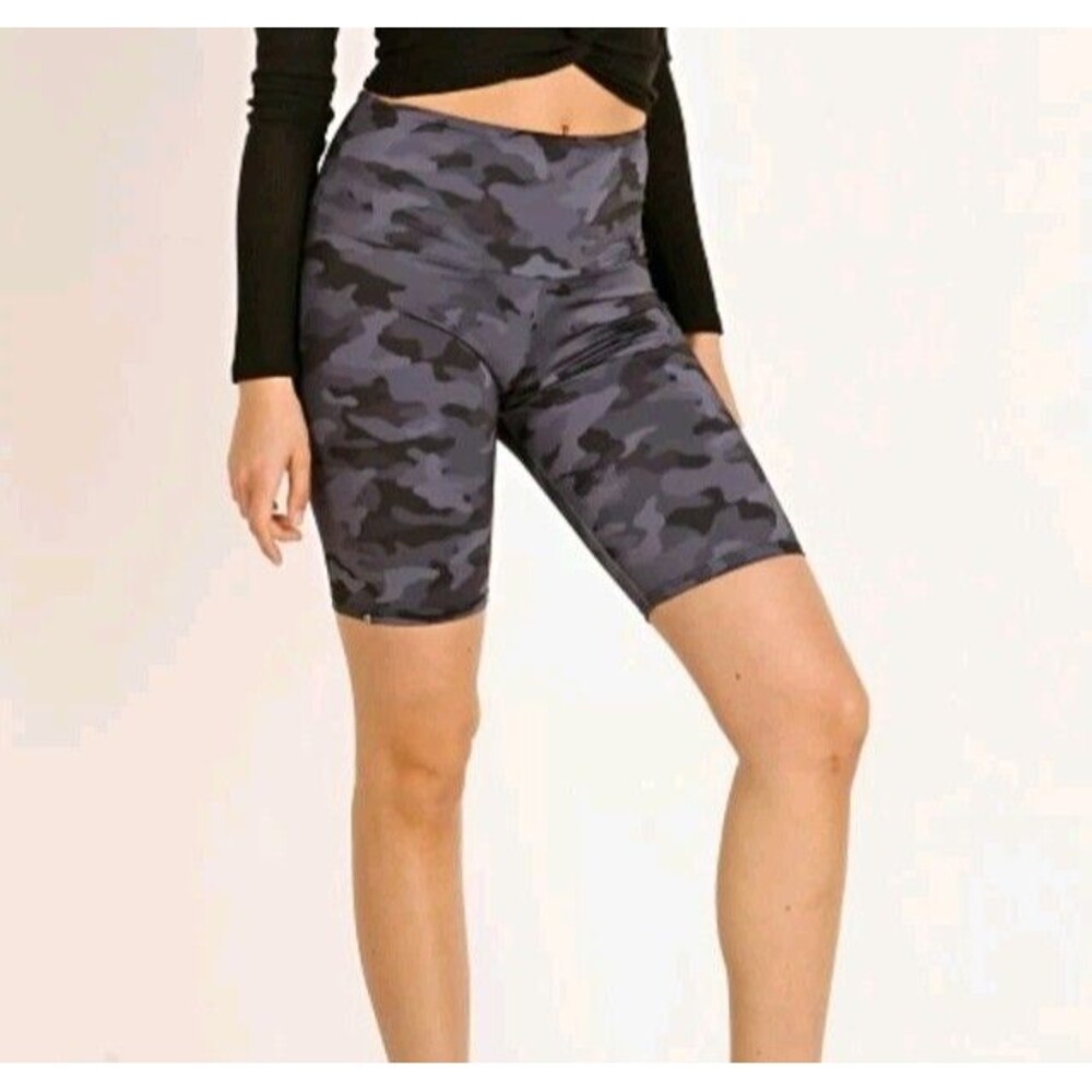 Onzie High Rise Bike Shorts S/M Black Camo Gray Compression Athletic Cycling 8"